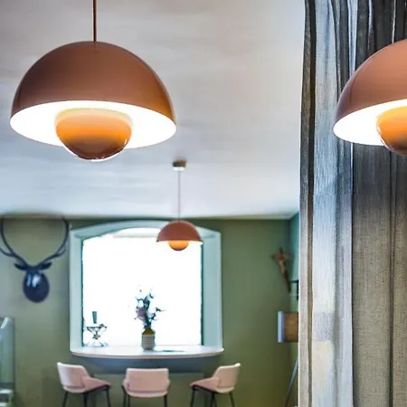 Ξενοδοχείο Altstadthotel Weisse Taube 4*