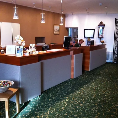 Altstadthotel Weisse Taube 4* Σάλτσμπουργκ