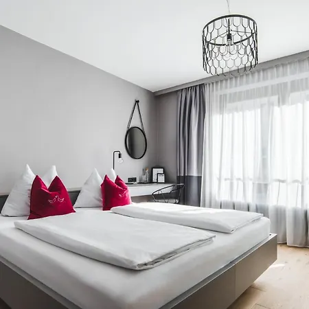Hotel Altstadthotel Weisse Taube Solnohrad