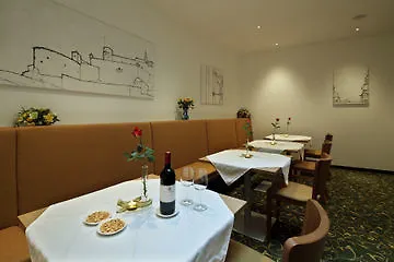 Altstadthotel Weisse Taube Solnohrad