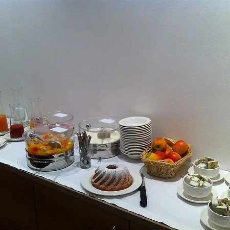 Altstadthotel Weisse Taube 4* Solnohrad
