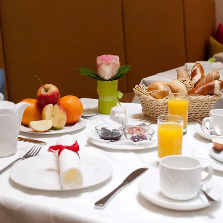 Altstadthotel Weisse Taube Salzbourg
